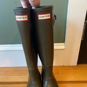Hunter rain boots